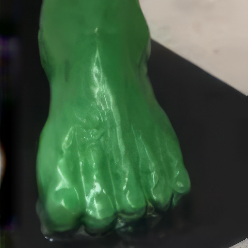 Hulk Statue