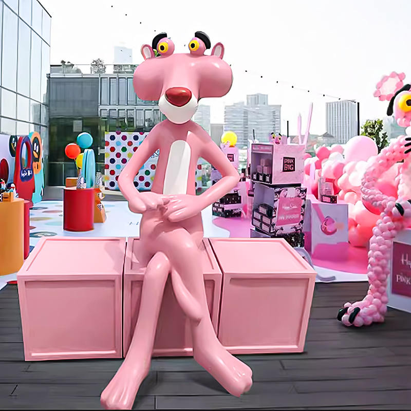 Outdoor Park Decorated With Glass Fiber Cartoon Pink Panther Statue