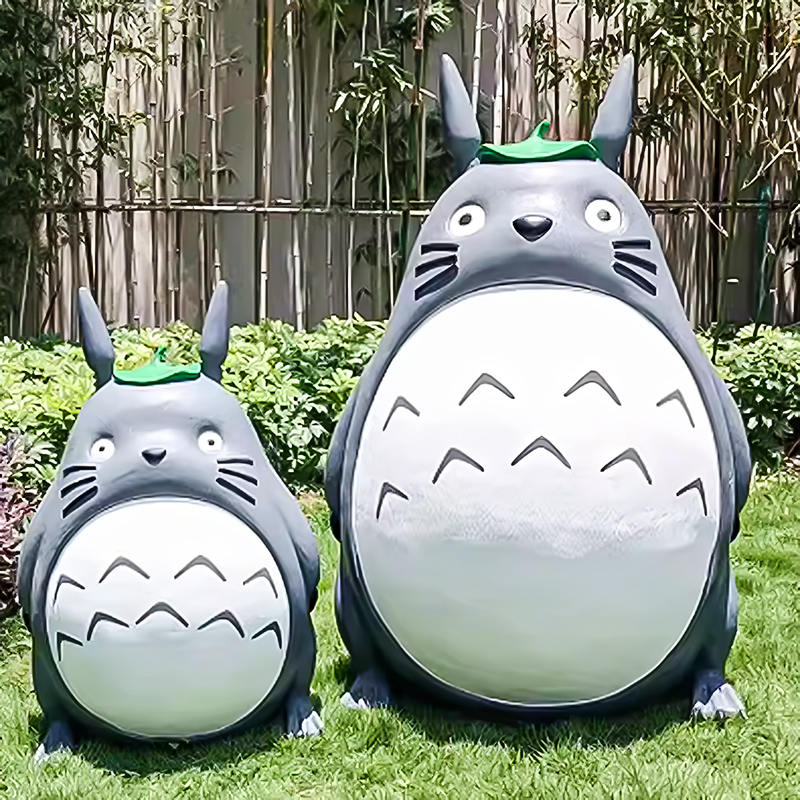 Custom Outdoor Life Size Glass Fiber Cartoon Sculpture Resin Totoro Statue